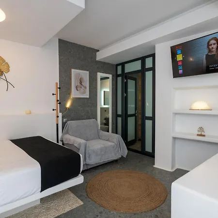 Double Mini Adults Only Appart hôtel *