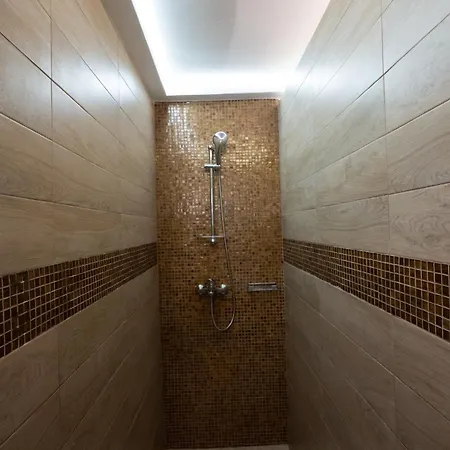 Double Mini Adults Only 3* Ano Mera